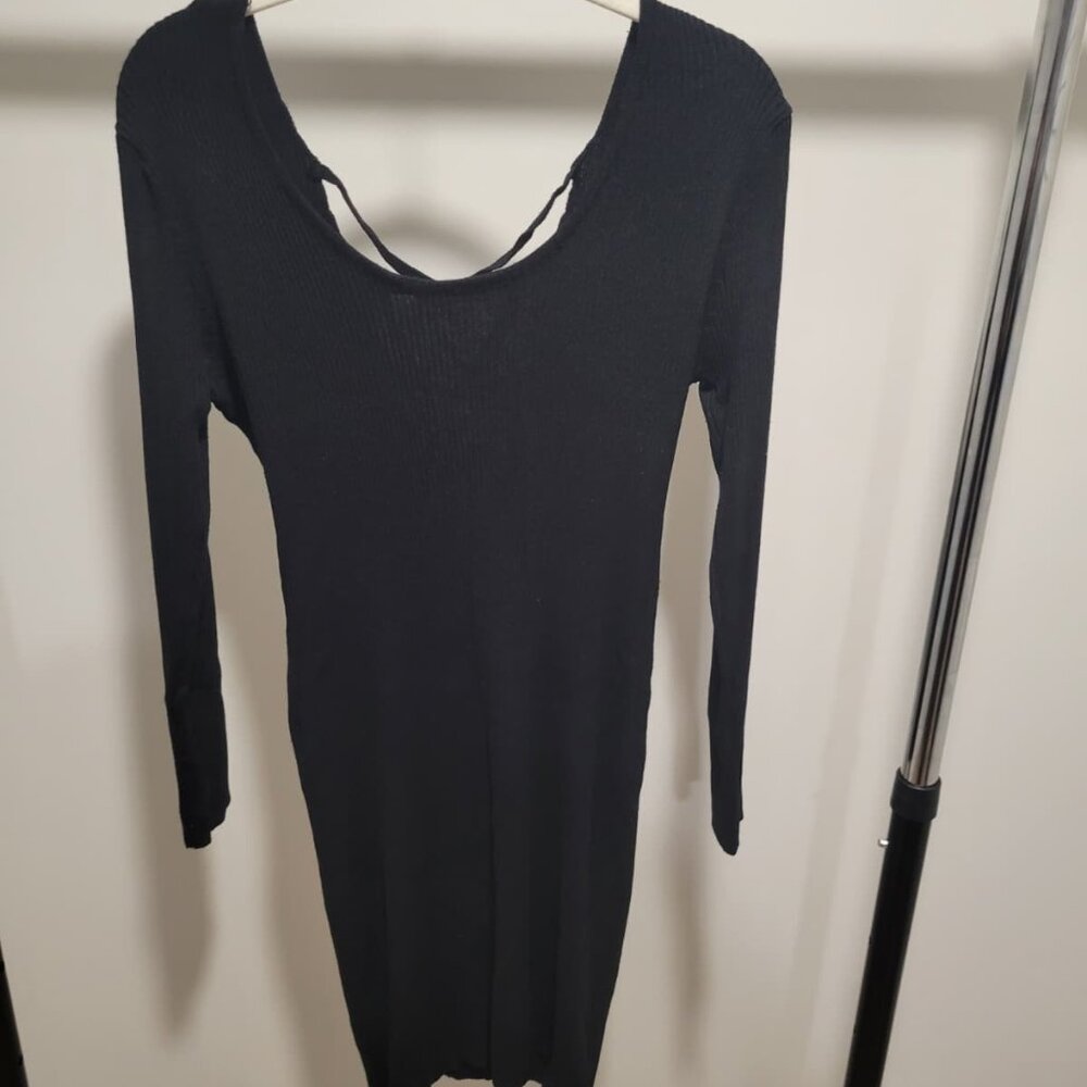 Black Ribbed Crisscross‑Back Knit Dress